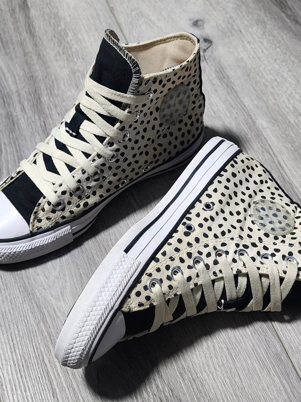 Converse Chuck Taylor All Star High-tops Leopard Print Sneakers Womens Size 6